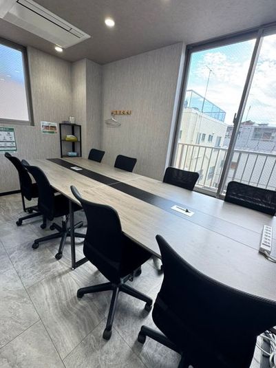 8名会議室（Room A） - いいオフィス武蔵小山 by リンクフロンティア