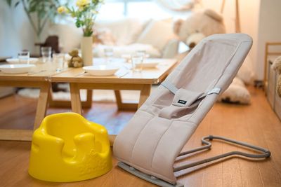 備品も充実✨ - Moff room《名古屋店》 ＼NEW OPEN🎊／1〜18名様用ママ会向けスペース🧸の室内の写真