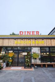 DINER入り口 -  E.G.DINER 成田山表参道 アメリカンダイナーのレンタルスペースの外観の写真