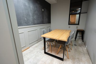 【新栄町駅4分】会議・勉強・配信・リモート 個室スペース【Wi-Fi】自販機あり〇 - Chill-Spot 新栄店