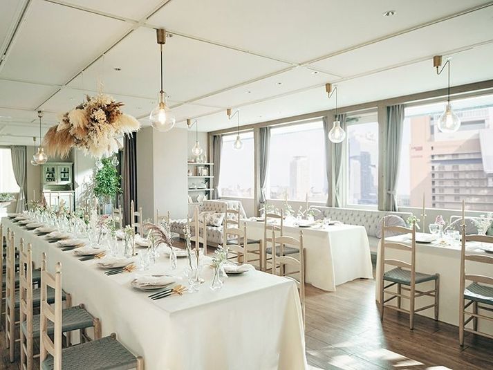 【イベント・撮影に／60名着席】オープンキッチン付きパーティ会場 - 結婚式場 チャペル・ド・コフレ