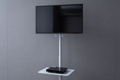 モニター(31.5インチ) - アジュール新大阪 【貸会議室】アジュール新大阪の室内の写真