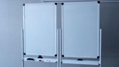 ホワイトボード - アジュール新大阪 【貸会議室】アジュール新大阪の設備の写真