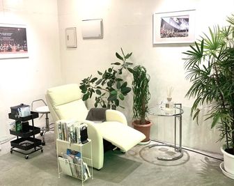 Eyelush & Nail - Les Baladins du Miroir シェアサロン　Hair & Eyelush & Nailの室内の写真