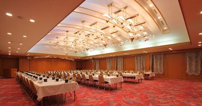 最大収容人数120名!大型の講演会可能です。無料駐車場あり。 - 岡山いこいの村