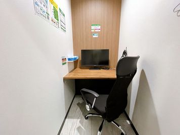 いいオフィス品川 1名個室（ブース1）7階の室内の写真