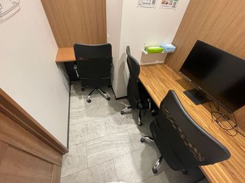 いいオフィス品川 3名個室（ブース3）7階の室内の写真