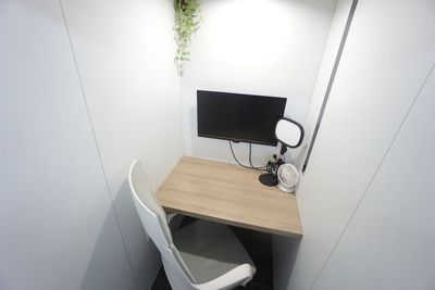 RemoteworkBOX 自遊空間BIGBOX高田馬場店】を予約 (¥352~)｜インスタベース