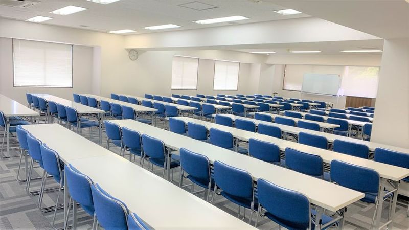 【リロの会議室】水道橋　４階 【リロの会議室】後楽水道橋　4階会議室の室内の写真