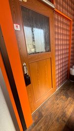 2F入口横で喫煙は可能(灰皿有り) - 水上亭 貸切!レンタルルーム飲食持込自由＆ゴミ捨てOK 豊橋駅近~20名の入口の写真