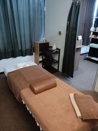 狭山ヶ丘駅徒歩4分！完全個室プライベートサロン！指圧・鍼灸・エステ - MADOビル2階