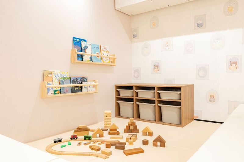 milk party and studio神田店（11名様〜） - milk party and studio 神田店