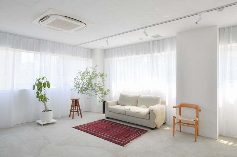 STUDIO 6A - STUDIO 6A