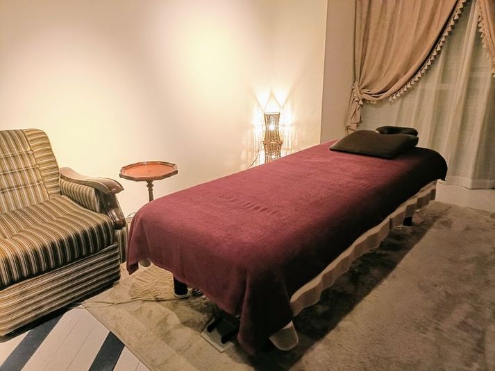 当サロンは3部屋ございます。部屋名②［Basic］ - レンタルサロン【癒し家】