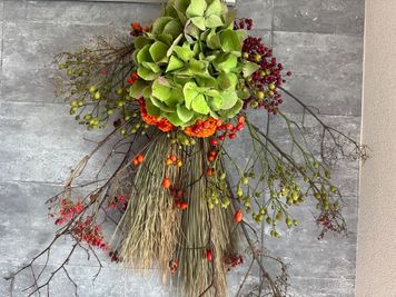 Autumn dried flowers
 - 下北沢レンタルスペース８ 大人が寛げるレンタルスペースの室内の写真