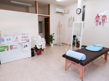 整体院Revive 【美容,健康に特化した】ボディワークスタジオの室内の写真