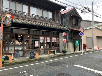 甘味とごはんや 八一 貸し会議室の外観の写真