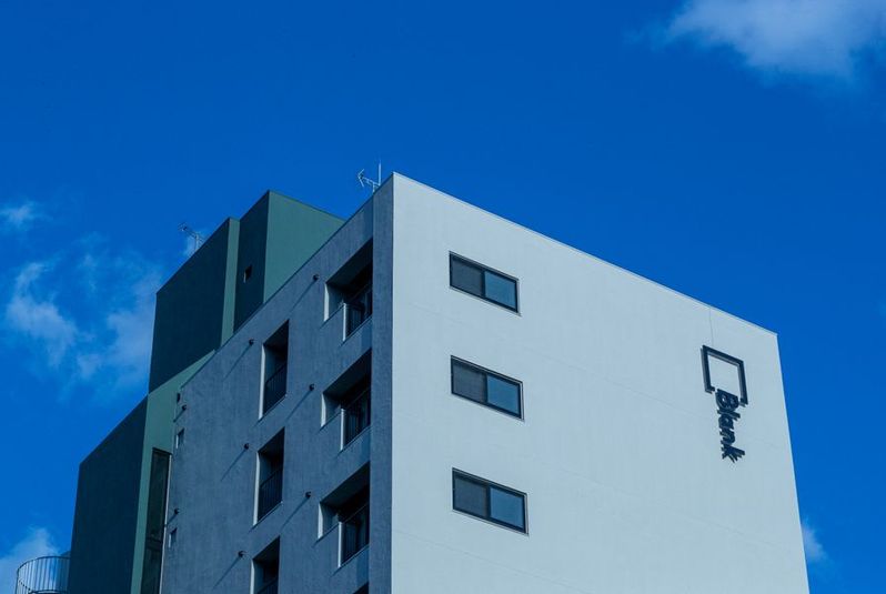 ミーティング スペース1（定員6名） - Blank