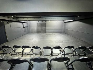 客席・駐車場あり！自由な使い方が可能なフリースペース✨ - スタジオオール