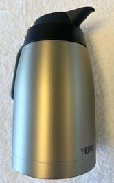 保温ポットにお湯を入れてご用意あります - minoriba_恵比寿西二丁目店 レンタルサロン　スペース1の室内の写真