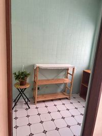 COCORU 103（作品展示室、多目的スペース） 手作り作品、アート作品展示室の室内の写真