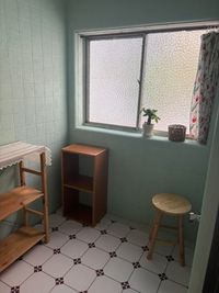 COCORU 103（作品展示室、多目的スペース） 手作り作品、アート作品展示室の室内の写真