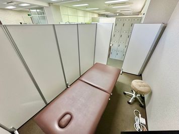 S ＊PLACE 名古屋駅前 リラクゼーションスペースの室内の写真