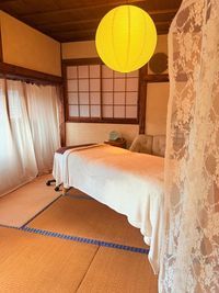 カーテンでしきれるエステルーム
（ベットの貸し出しなども別途あります） - 時　toki_no_salonの室内の写真