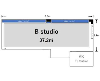 約37.2㎡のフロアに、約9.3mの鏡を設置。 - Step 小平・一橋学園スタジオBの室内の写真