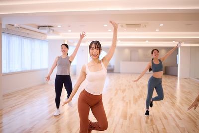 自然光 - S&Co. DANCE STUDIO 【人形町駅徒歩1分】都内最大級ダンススタジオの室内の写真