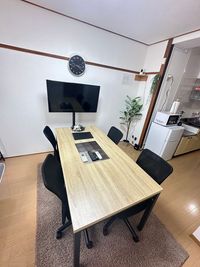 作業スペースは広いです👩‍💻 - お気軽ルーム　グランベルデ お気軽会議室　グランベルデの室内の写真