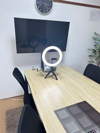 リングライトあります💡
オンライン会議や面談に最適です🎵 - お気軽ルーム　グランベルデ お気軽会議室　グランベルデの設備の写真