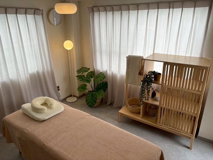 レンタルサロン utsuroi - salon utsuroi