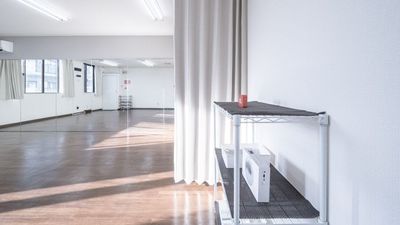 レンタルスペース リン　江坂スタジオ レンタルダンススタジオの室内の写真