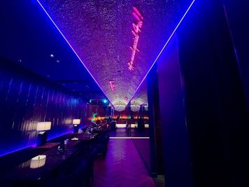 ORIENTAL LOUNGE天満 駅近🤍【151名様-200名様まではこちら】 映えスポット✨の室内の写真