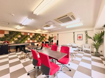 最大32名/無料Wifi/会議・撮影・懇親会・推し会・女子会・ボドゲ等！飲食持込🍷可！ - たまりば札幌大通駅前の室内の写真