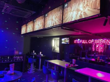 ORIENTAL LOUNGE長崎 駅近🤍【101名様-150名様まではこちら】 映えスポット✨の室内の写真