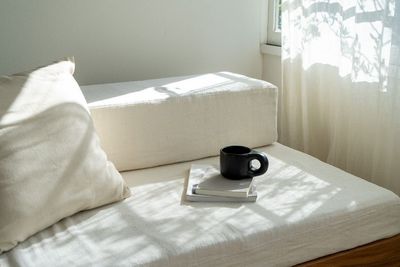 光を受けてやわらかく映える、くつろぎの一角 - アンスピラシオン (Anspiration)  【土日祝 個人様限定】光に包まれた北欧の家｜5時間プランの設備の写真