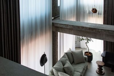 【土日祝限定】一棟貸切×3フロア、映像・ビジュアル撮影に最適 (5時間プラン) - ブレンドスタジオ (Blend Studio)