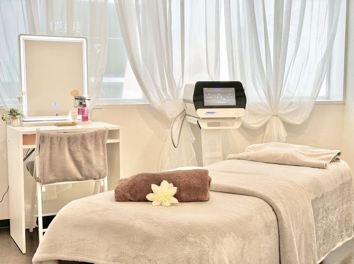 テーブル付きレンタルスペース - レンタルスペース