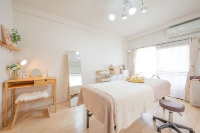【藤沢本町駅徒歩3分❣️】150分以上の利用で大判タオル1枚無料✨マッサージ、カウンセリング、メイクレッスンなどに✨ - Share retreat シェアリトリート