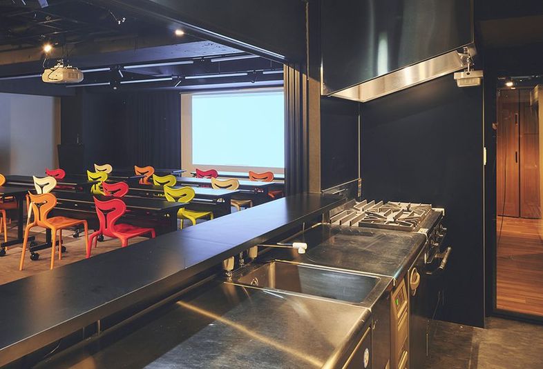 ヒトヤドホール - ヒトヤドホール