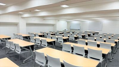 【リロの会議室】Forum S　5東洋海事ビル 【リロの会議室】1階　会議室Dの室内の写真
