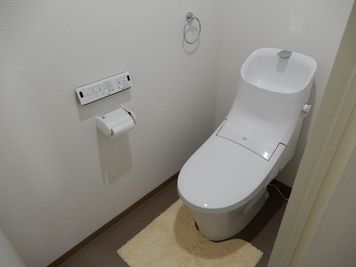 ＜フルーツスペース 奈良＞ パーティも可能なレンタルルームの室内の写真