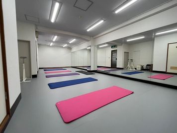 Step 小平・一橋学園スタジオBの室内の写真