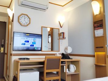 デスク周り - 東横INN門前仲町永代橋 エコノミーダブルの室内の写真