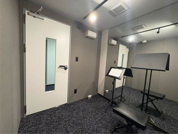 <渋谷駅徒歩6分> 防音スタジオ！楽器練習・歌唱練習・配信などにオススメです◎ - 渋谷スタジオ