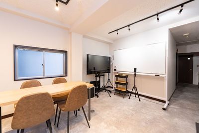 シュシュK 【K】35名着席可✨50％割⭐️丸の内・大手町駅徒歩5分⭐️の室内の写真