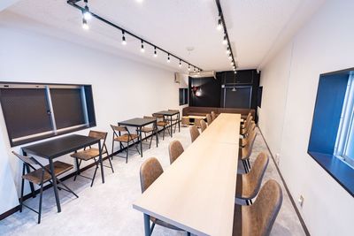 シュシュK 【K】35名着席可✨50％割⭐️丸の内・大手町駅徒歩5分⭐️の室内の写真
