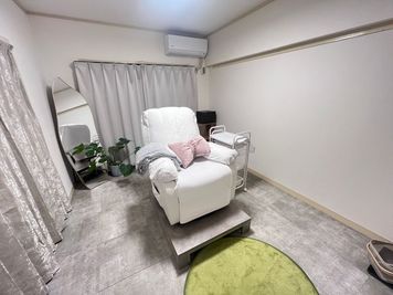サンフラワービル(マンション) シェアサロン　Re-light(リライト)の室内の写真